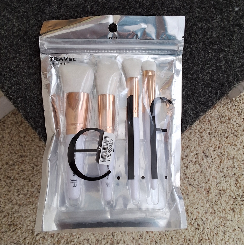 Clementine & Jane & E.L.F. NWT, Cosmetic Case & Travel Brushes - Picture 5 of 9